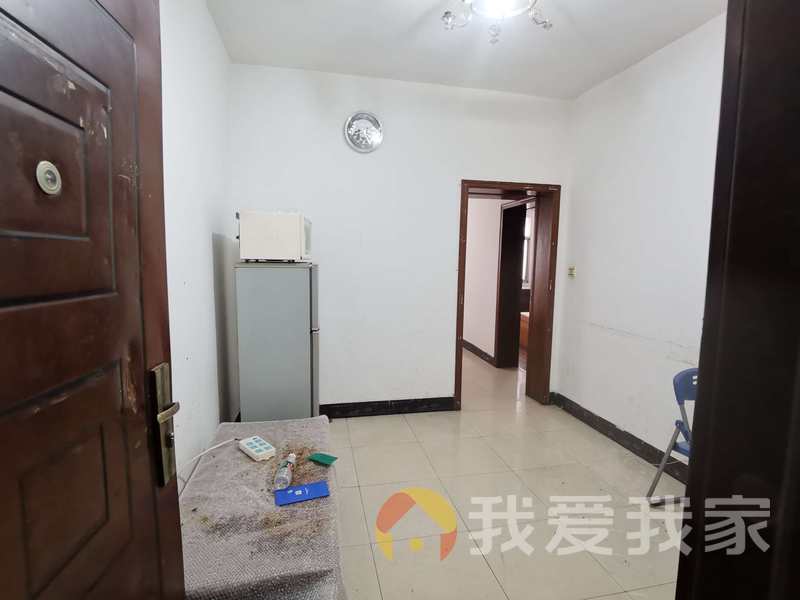 羊子巷 南北通透，采光好 近地铁 视野好，诚心出售