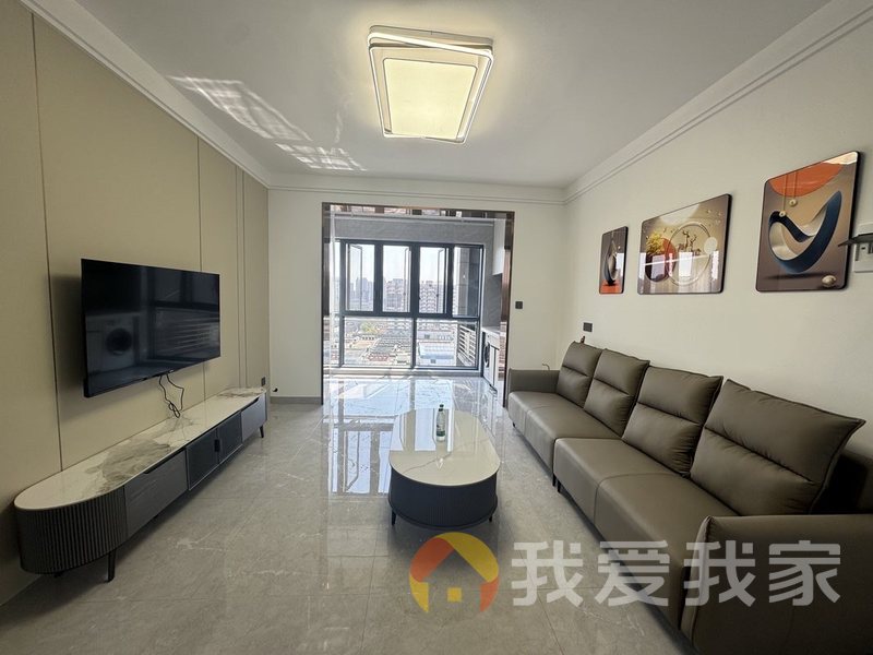 朝阳盈家荟 南北通透，采光好 装修好，环镜优美 近地铁 中间楼层