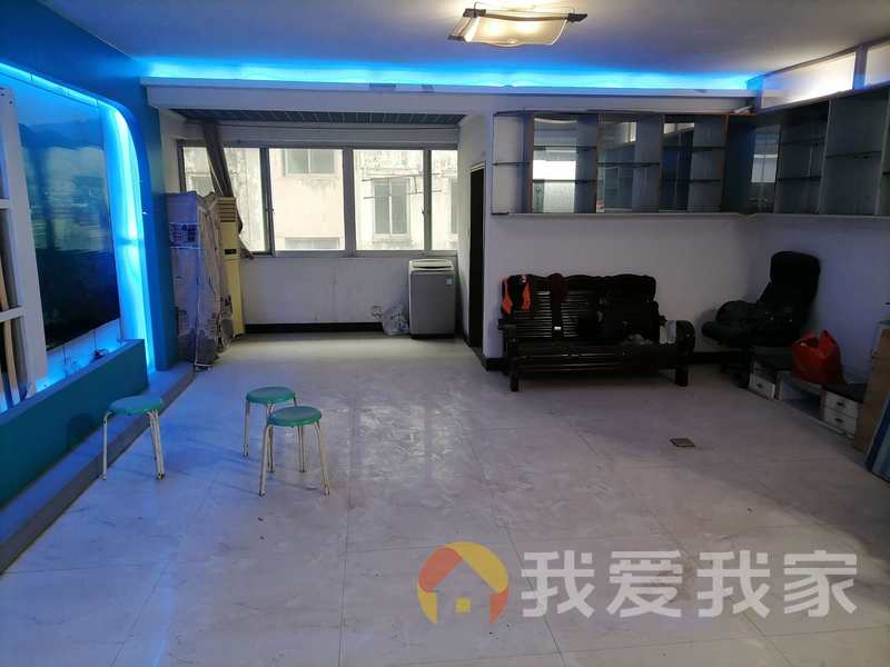 南昌我爱我家南河滩路1号农行宿舍 南北通透，采光好 近地铁 中间楼层