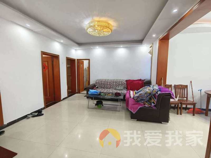 东湖区文教路 南北通透，采光好 装修好，环镜优美 周边匹套完善，，出行方便