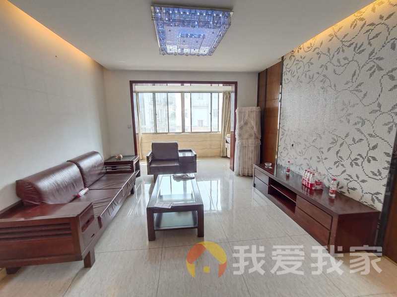 南昌我爱我家玉河明珠住宅 南北通透，采光好 装修好，环镜优美 视野好，诚心出售