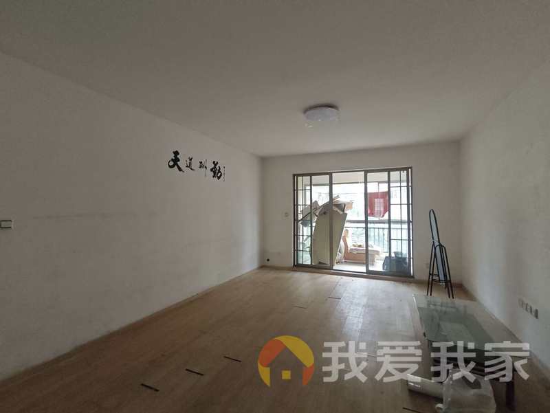 南昌我爱我家世纪风情一期 南北通透，采光好 装修好，环镜优美 周边匹套完