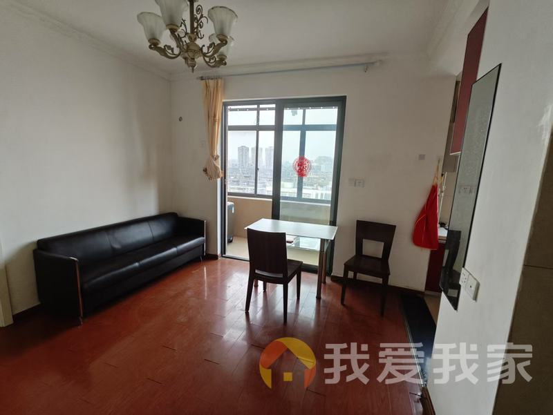 中大紫都二期 南北通透，采光好 装修好，环镜优美 近地铁 视野好，诚心出租