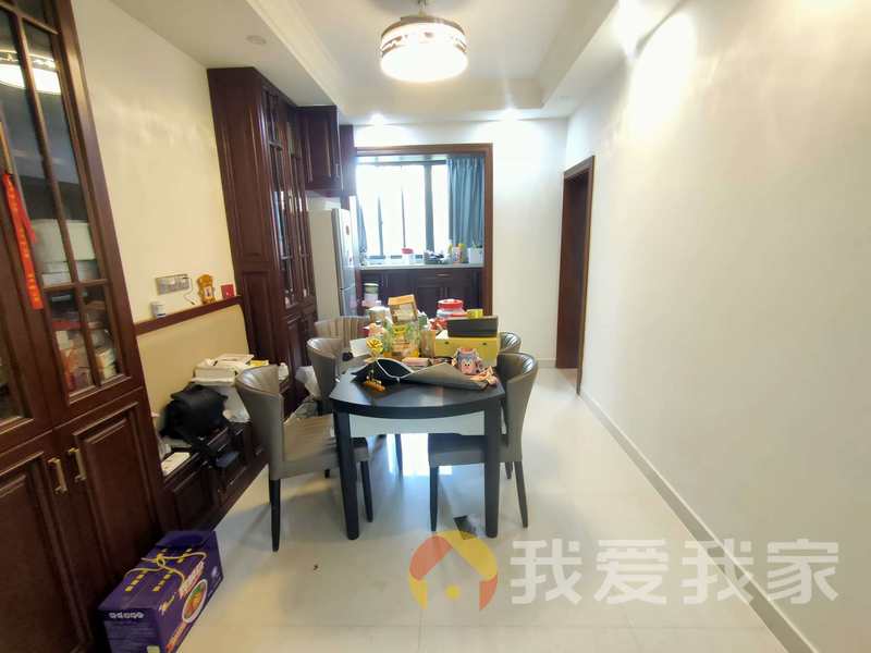 南昌我爱我家联发江岸汇景 南北通透，采光好 装修好，环镜优美 周边匹套完善，，出行方便