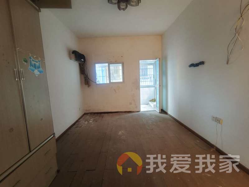 南昌我爱我家孺子路 南北通透，采光好 装修好，环镜优美 近地铁 视野好，诚心出售