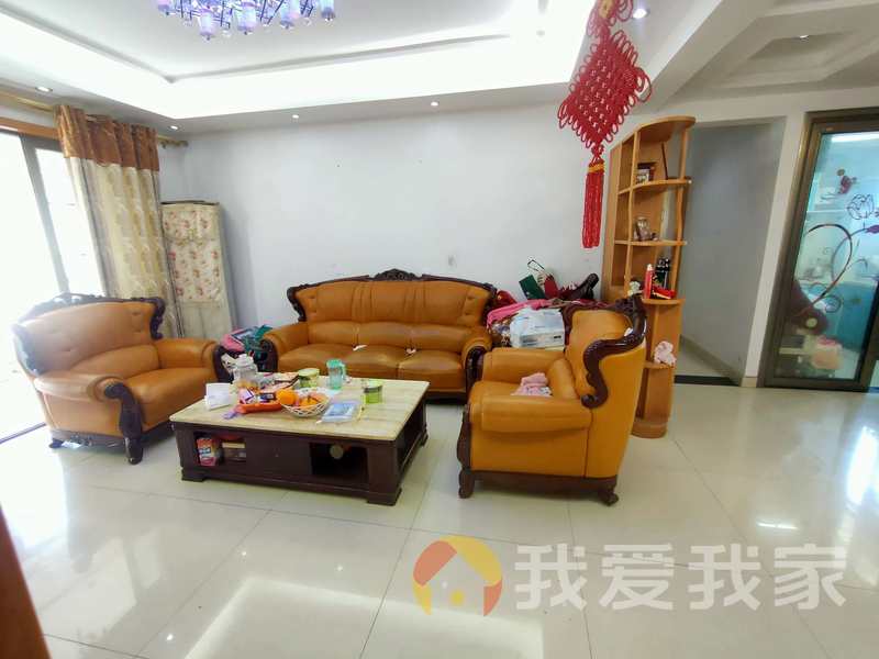 南昌我爱我家地中海阳光 南北通透，采光好 装修好，环镜优美 近地铁 视野好，诚心出售