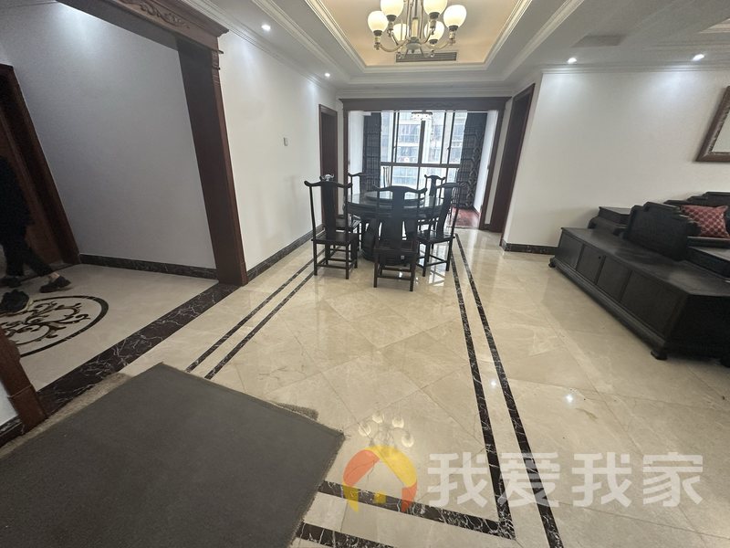 南昌我爱我家联泰香域滨江南北通透，采光好 ，环镜优美  视野好，一线江景