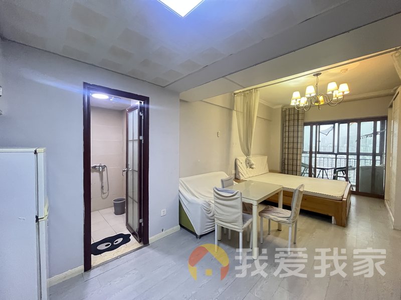 南昌我爱我家联泰金中环（香域尚城） 南北通透，采光好 装修好，环镜优美 近地铁 视野好，诚心出售