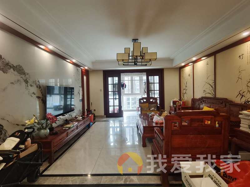 南昌我爱我家国贸天琴湾西区 南北通透，采光好 装修好，环镜优美 周边匹套完善，，出行方便