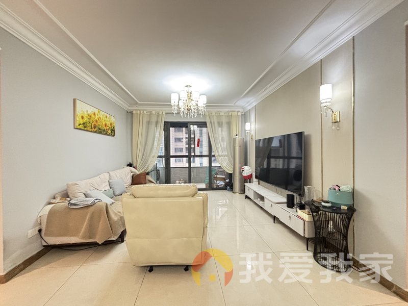 南昌我爱我家恒大林溪府 南北通透，采光好 装修好，环镜优美 中间楼层