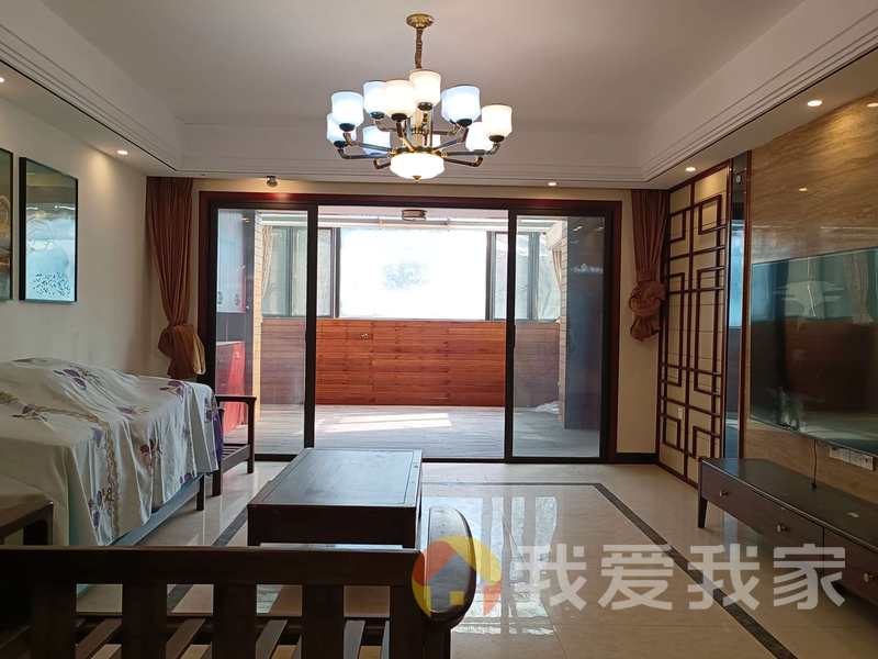 联发君领朝阳 南北通透，采光好 装修好，环镜优美 视野好，诚心出售
