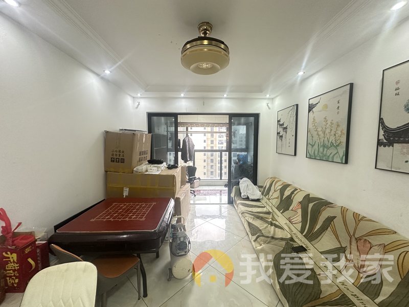 南昌我爱我家新力象湖湾 南北通透，采光好 视野好，诚心出售