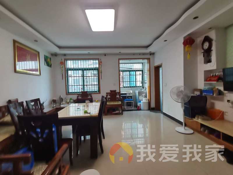 阳光丽景 南北通透，采光好 近地铁 中间楼层