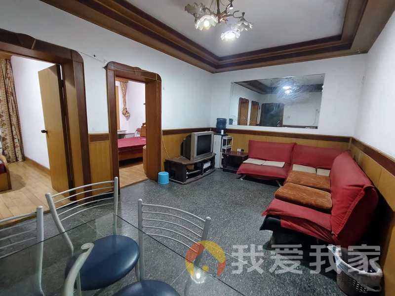 岔道口西路 南北通透，采光好 视野好，诚心出租