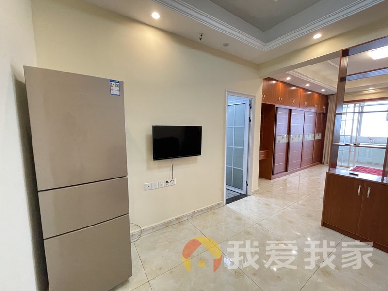 coco悦城 南北通透，采光好 装修好，环镜优美 视野好，诚心出租