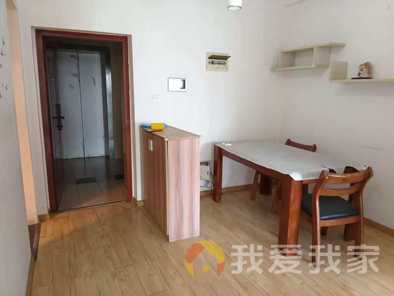 众鑫城上城二期 南北通透，采光好 装修好，环镜优美 视野好，诚心出租