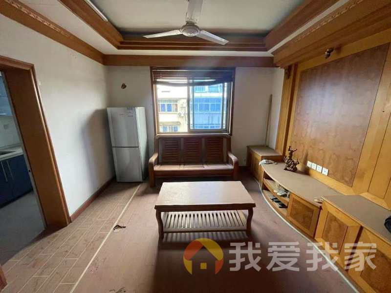 江电小区 南北通透，采光好 装修好，环镜优美 近地铁 视野好，诚心出售