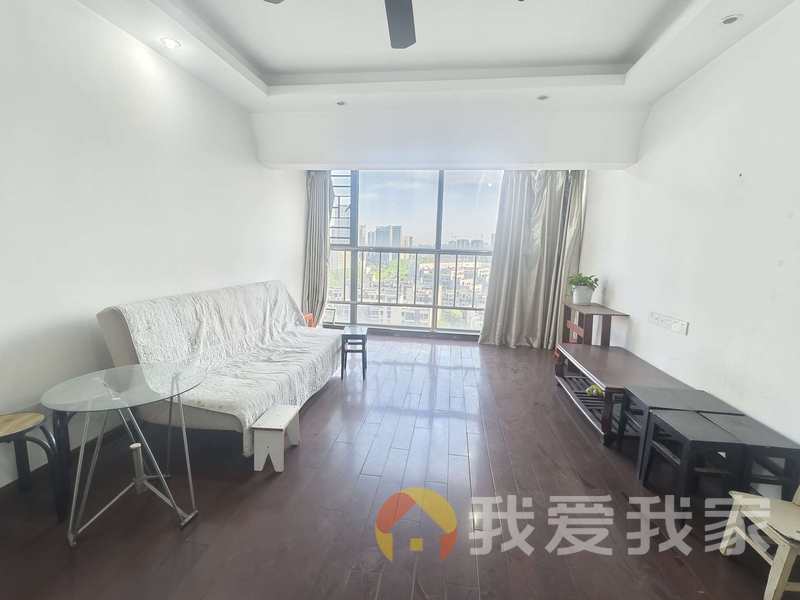 南昌我爱我家中凯蓝域 南北通透，采光好 装修好，环镜优美 视野好，诚心出售