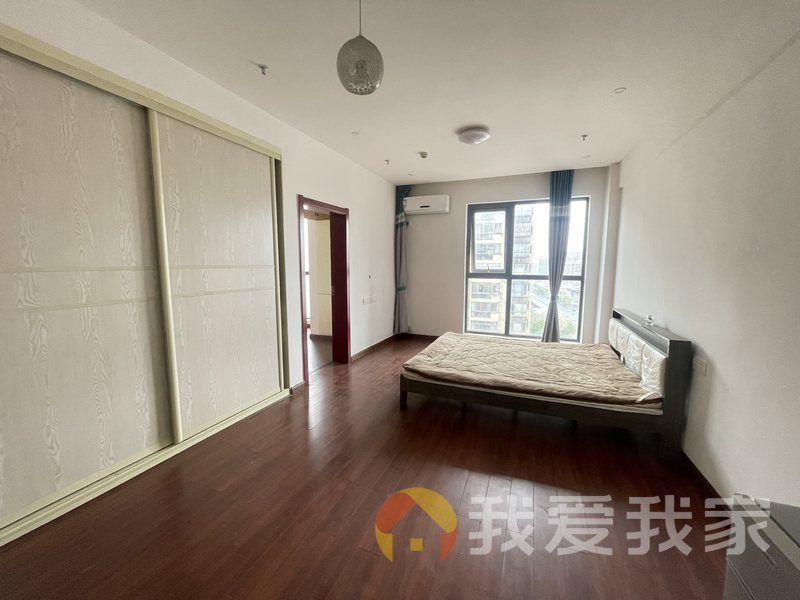 尚南云顶 南北通透，采光好 装修好，环镜优美 近地铁 视野好，诚心出租
