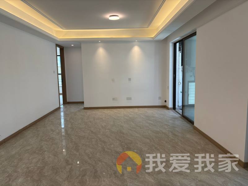 南昌我爱我家中大弘阳 南北通透，采光好 装修好，环镜优美 周边匹套完善，，出行方便