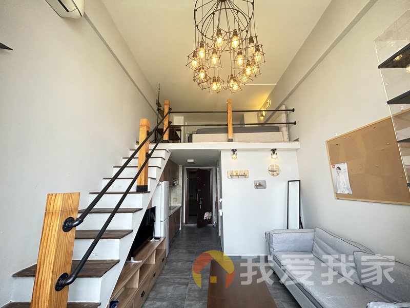 湖韵天成公寓 南北通透，采光好 装修好，环镜优美 视野好，诚心出售