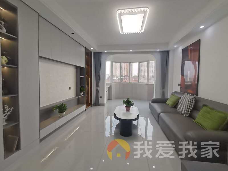 阳光丽景 南北通透，采光好 装修好，环镜优美 近地铁 视野好，诚心出售