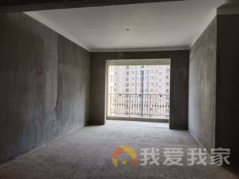 南昌我爱我家世纪朝阳中央城 南北通透，采光好 中间楼层