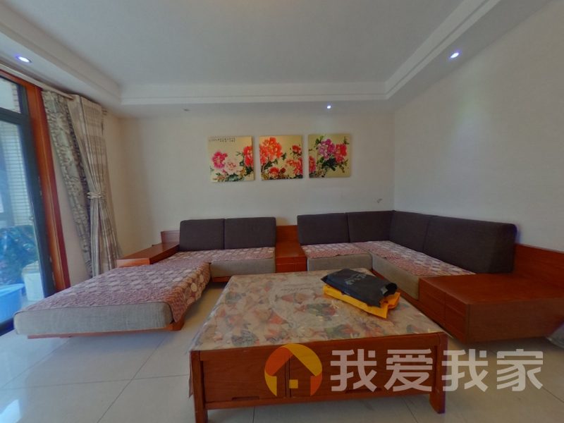 伟梦清水湾A区云雾香阁 南北通透，采光好 装修好，环镜优美 近地铁 中间楼层