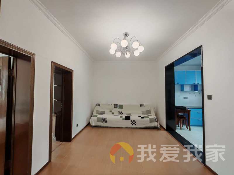 江铃梨园二区 南北通透，采光好 装修好，环镜优美 近地铁 视野好，诚心出售