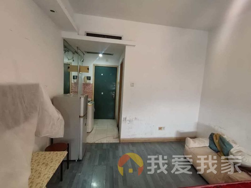 东方巴黎 南北通透，采光好 近地铁 中间楼层