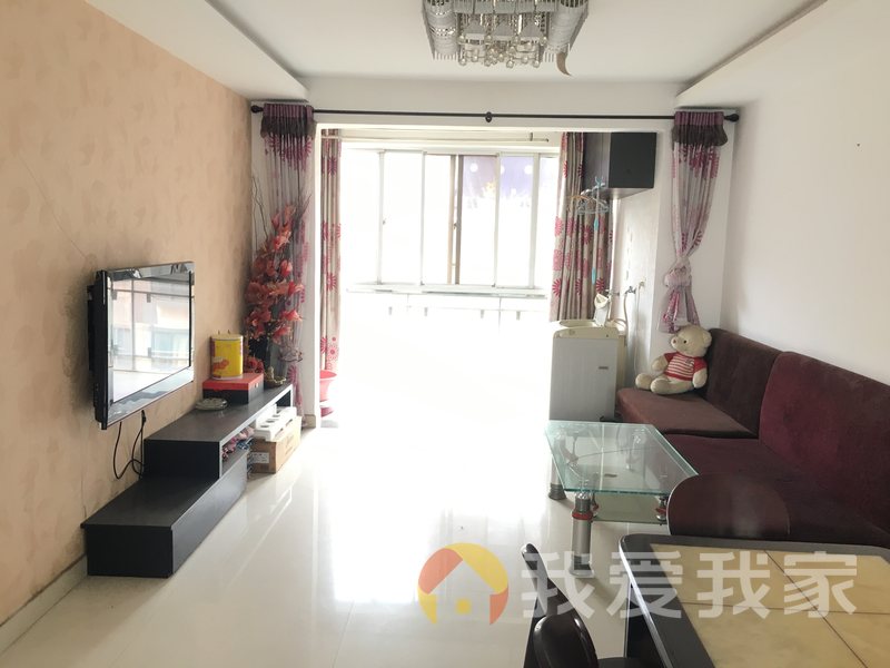 南昌我爱我家巢蓝郡 南北通透，采光好 装修好，环镜优美 近地铁 周边匹套完善，，出行方便