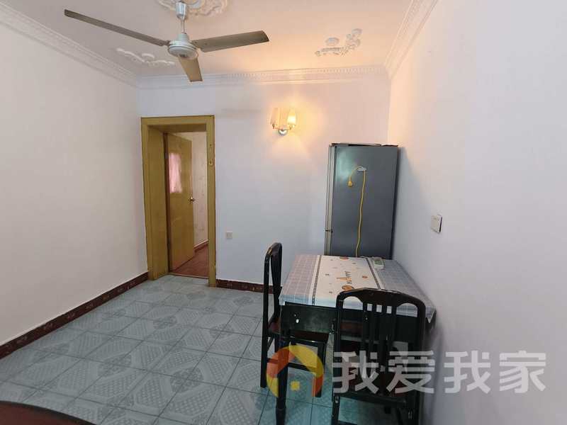 东濠街 南北通透，采光好 近地铁 视野好，诚心出租