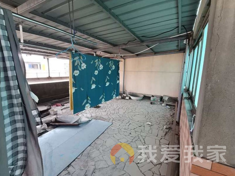 桂苑小区 南北通透，采光好 装修好，环镜优美 近地铁 视野好，诚心出售