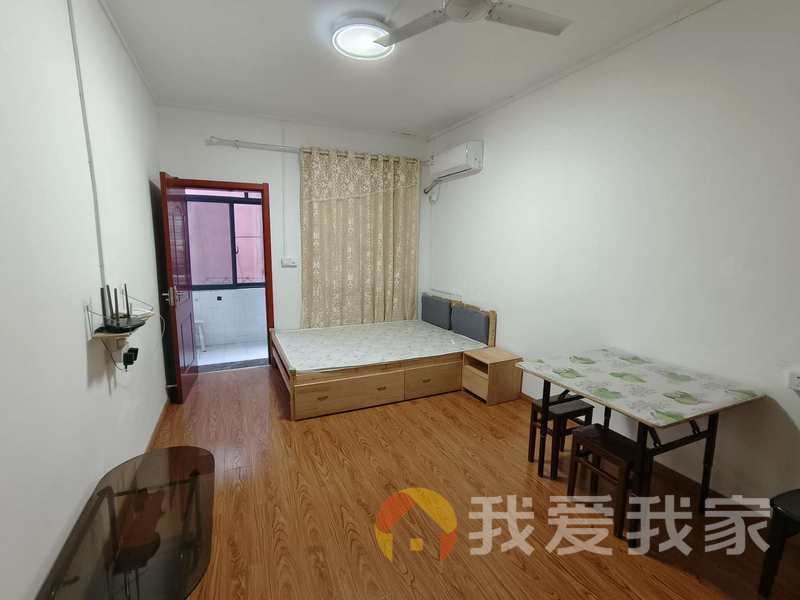 天佑路铁路一村 南北通透，采光好 视野好，诚心出售