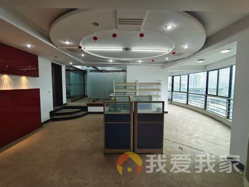 银田大厦 南北通透，采光好 装修好，环镜优美 中间楼层