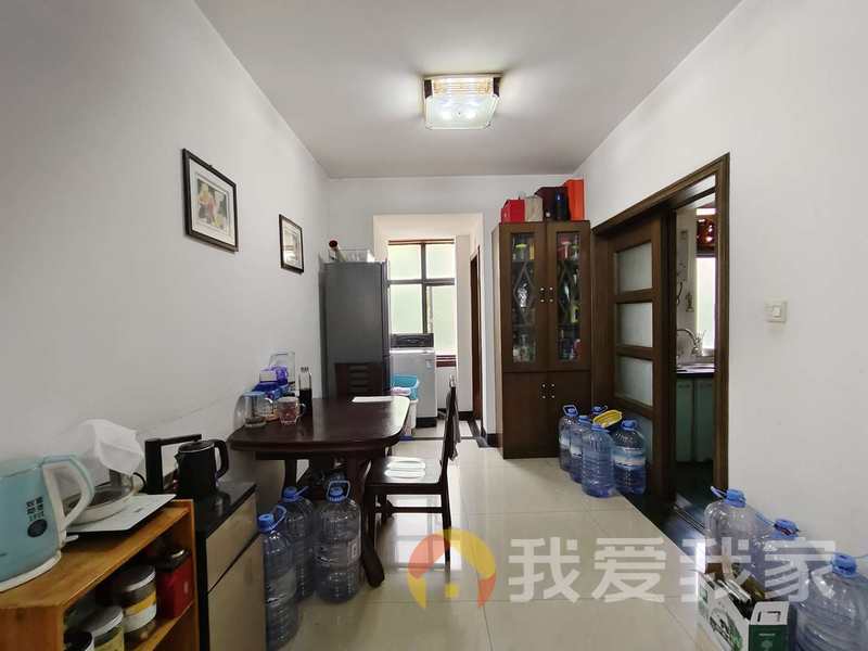 庐山花园美庐苑 南北通透，采光好 装修好，环镜优美 近地铁 视野好，诚心出售