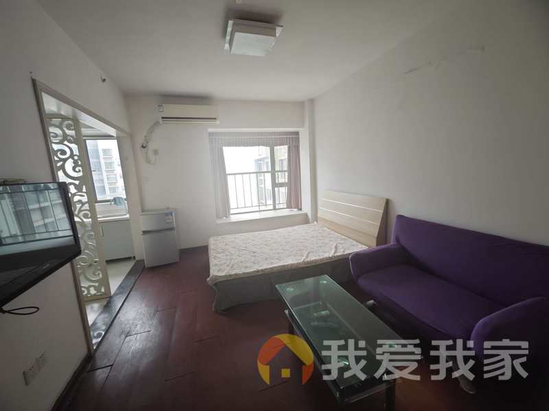 南昌我爱我家万达华府御园 南北通透，采光好 装修好，环镜优美 近地铁 视野好，诚心出售