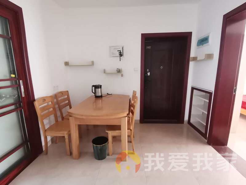 康桥绿城C区 南北通透，采光好 装修好，环镜优美 视野好，诚心出租