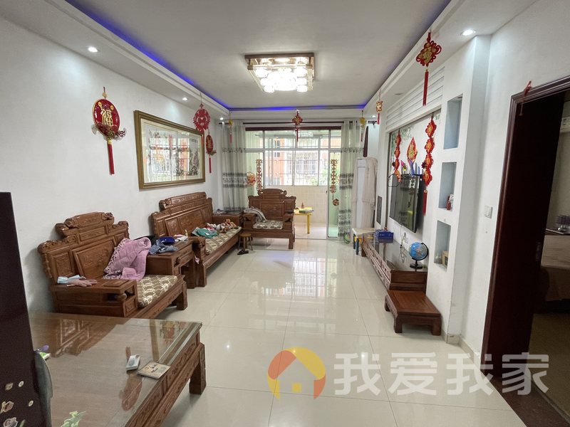 印钞厂旁港航小区 南北通透，采光好 装修好，环镜优美 近地铁 视野好，诚心出售