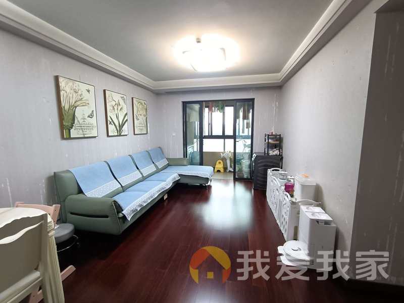 南昌我爱我家万科海上传奇 南北通透，采光好 装修好，环镜优美 视野好，诚心出售