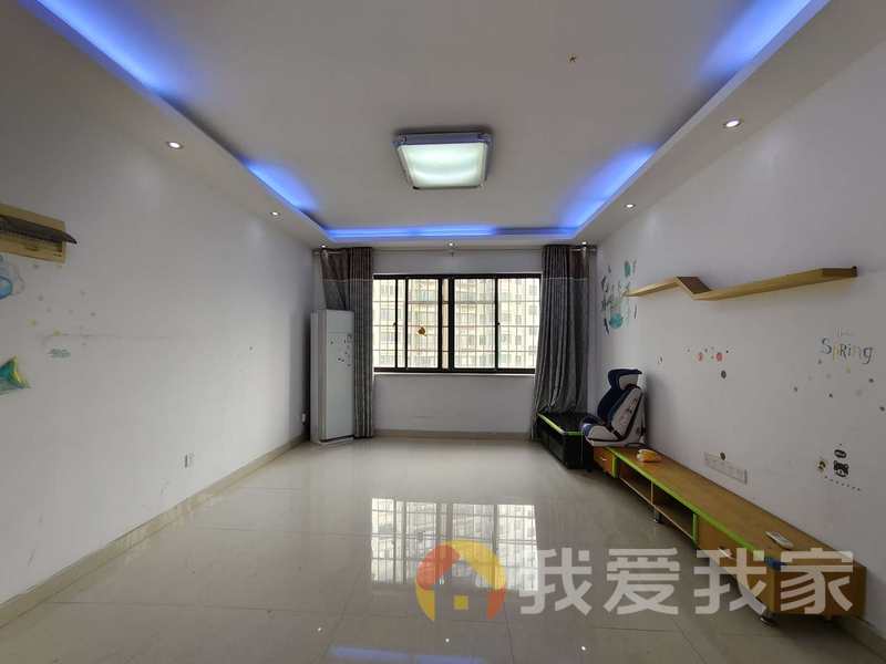 丰源天域一二期 南北通透，采光好 装修好，环镜优美 中间楼层