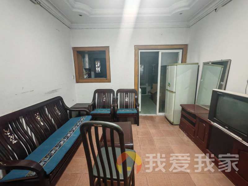 北京西路437号师大宿舍 南北通透，采光好 装修好，环镜优美 近地铁 周边匹套完善，，出行方便