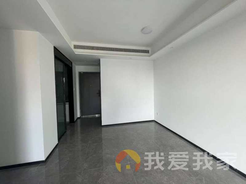 南昌我爱我家新旅明樾府一期 南北通透，采光好 装修好，环镜优美 视野好，诚心出售