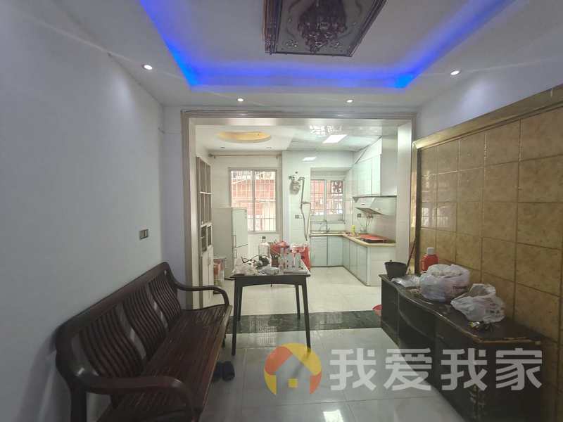 南昌我爱我家岔道口西路23号工行宿舍 南北通透，采光好 周边匹套完善，，出行方便