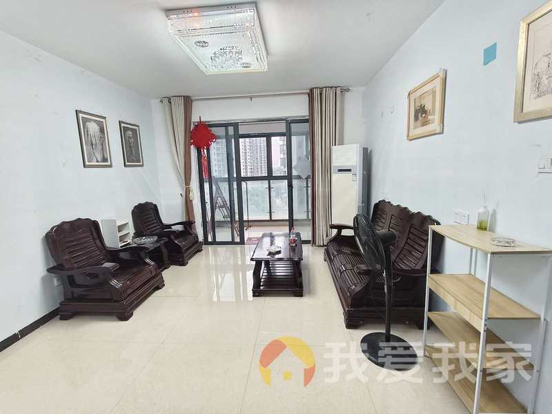 西站瑞都 南北通透，采光好 装修好，环镜优美 周边匹套完善，，出行方便