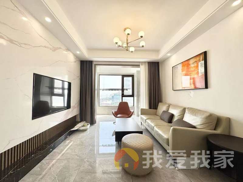 南昌我爱我家绿地国际博览城二期博隆 南北通透，采光好 装修好，环镜优美 近地铁 视野好，诚心出售