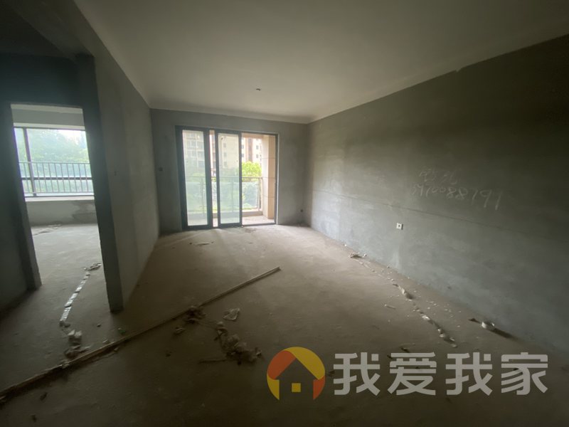 南昌我爱我家西站瑞都 南北通透，采光好 周边匹套完善，，出行方便