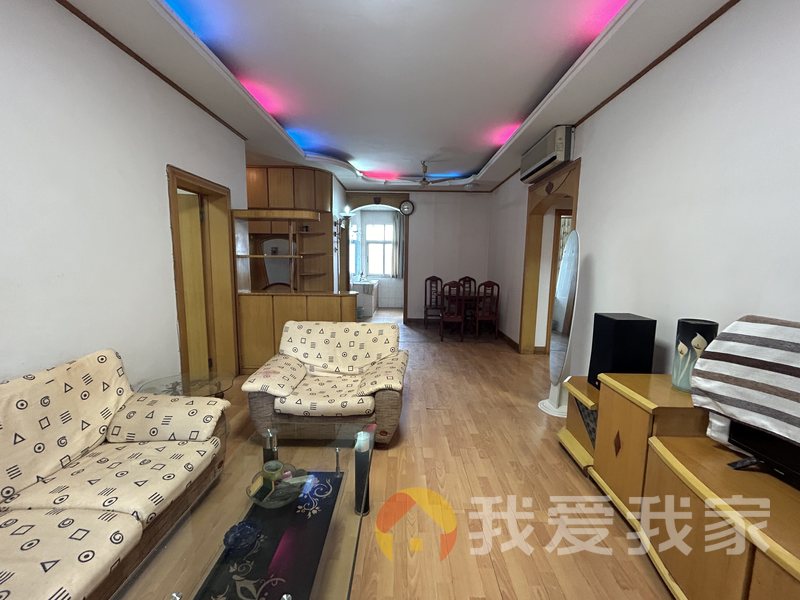 阳明路 南北通透，采光好 近地铁 视野好，诚心出售