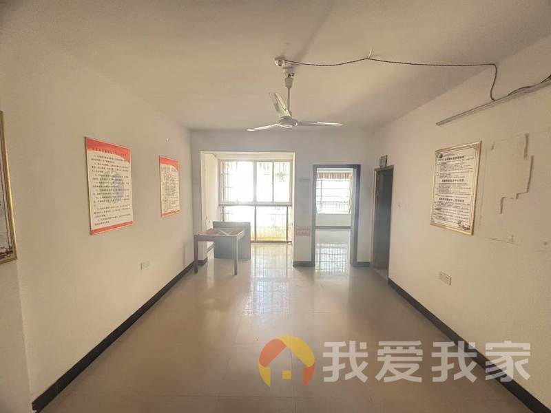 南昌我爱我家凤凰苑 南北通透，采光好 装修好，环镜优美 近地铁 周边匹套完善，，出行方便
