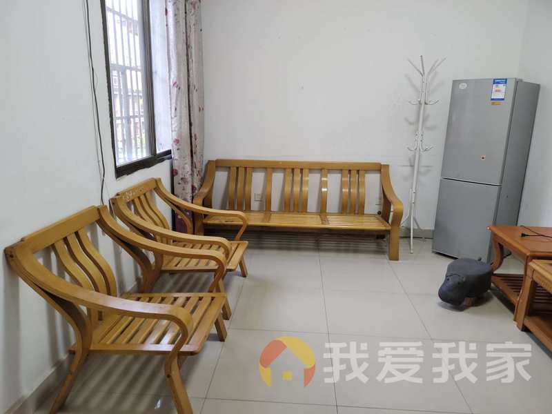 铁路七村 南北通透，采光好 装修好，环镜优美 视野好，诚心出租